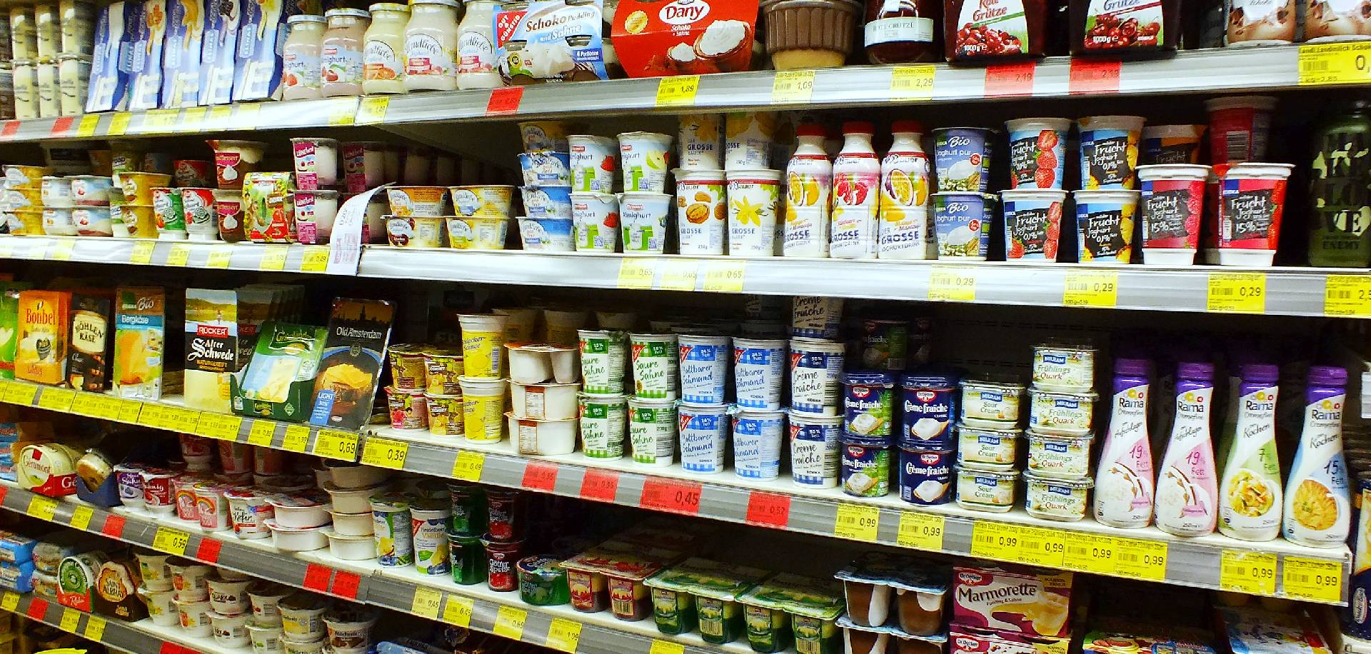 Milchprodukte und Feinkostartikel Milchprodukte und Feinkost